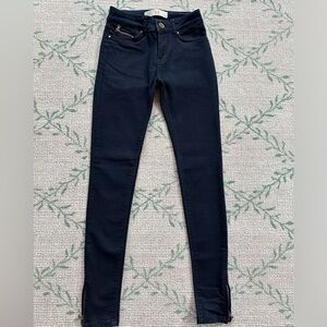 Zara Basic skinny stretchy jeans with side ankle zips. Dark wash. Size 34/US2